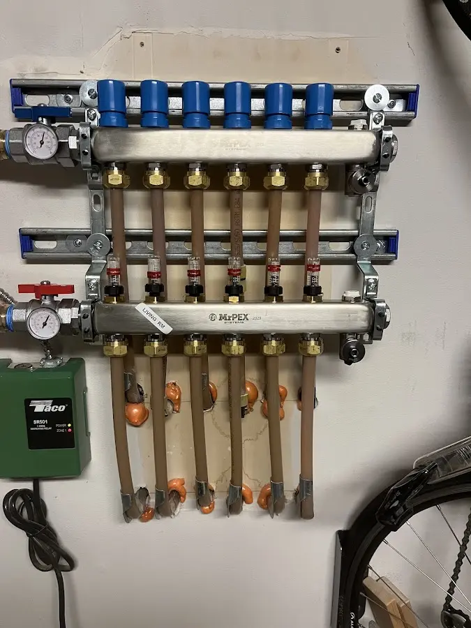 Plumber performing Leak Detection at a residential property in Potomac Mills